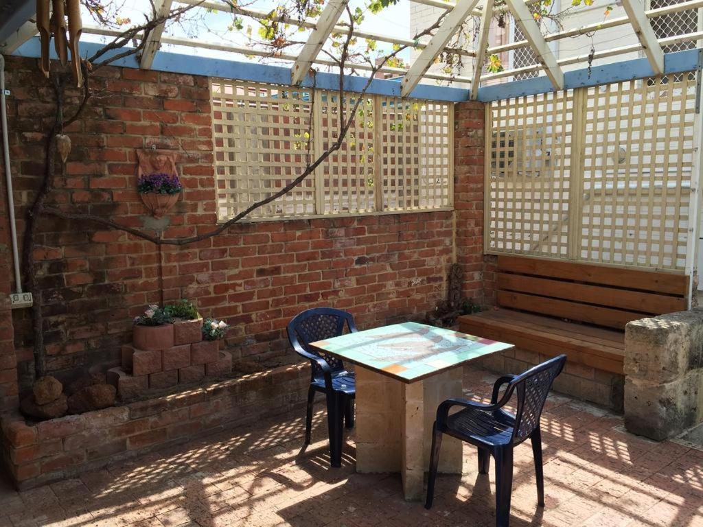Hay Street Traveller'S Inn Perth Eksteriør billede